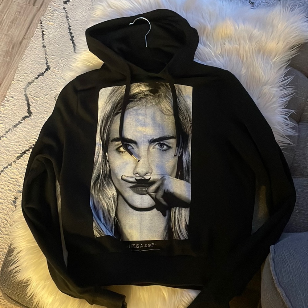 Life Is A Joke T-Shirt Cara Delevingne